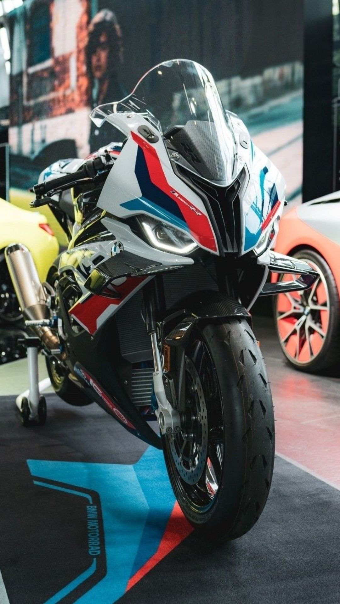 1080x1920 BMW M1000 RR Wallpaper