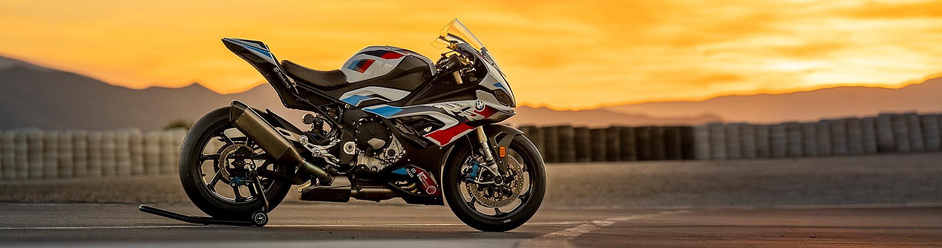 1900x500 M 1000 RR