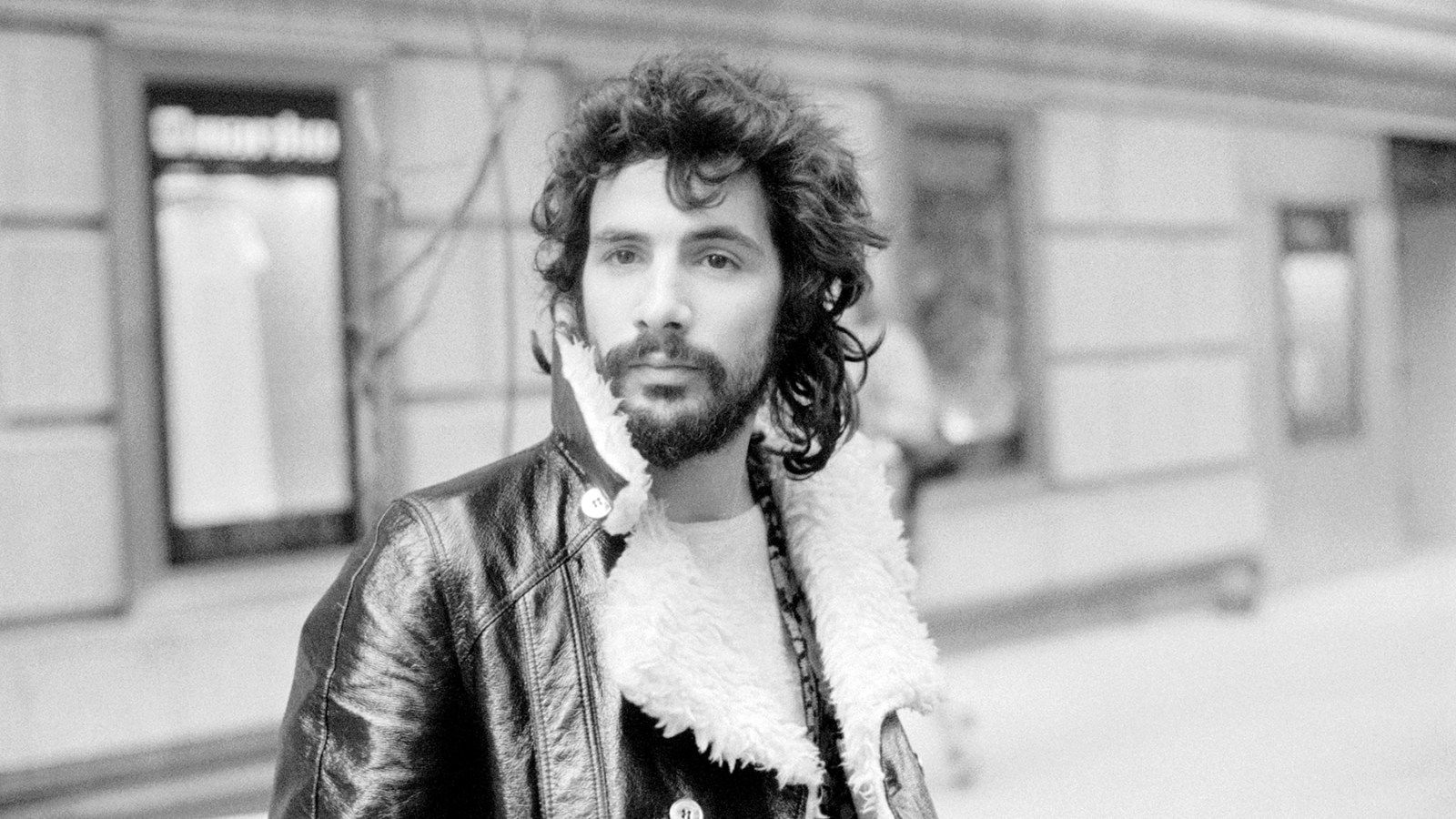 1600x900 Yusuf Cat Stevens Reveals Career Spanning Greatest Hits Compilation