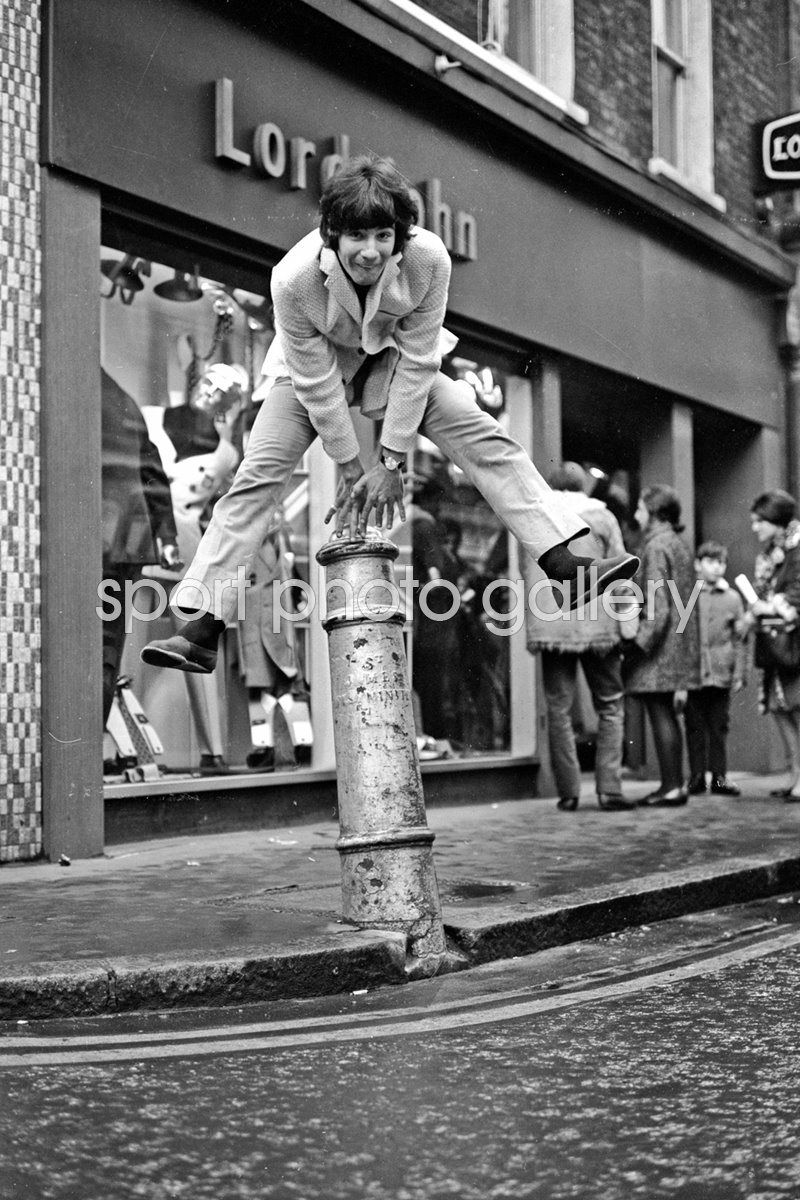 800x1200 Cat Stevens Image. Celebrities Posters & Art Prints