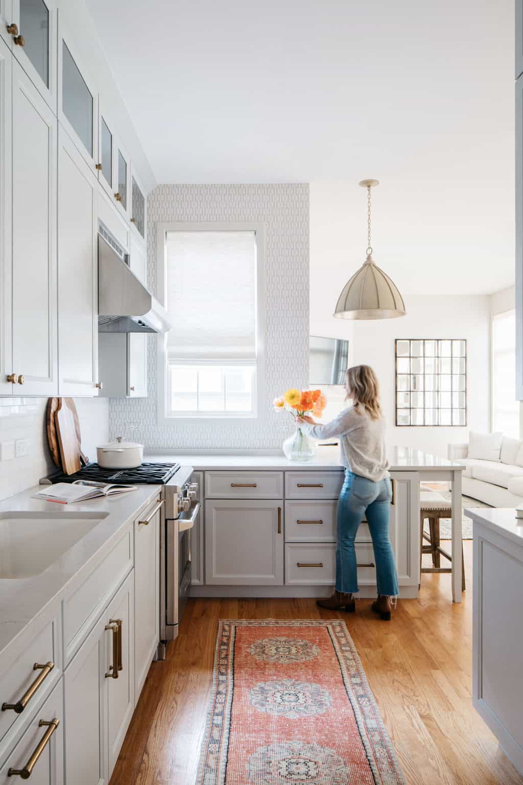1024x1536 How to Use Wallpaper In Your Kitchen
