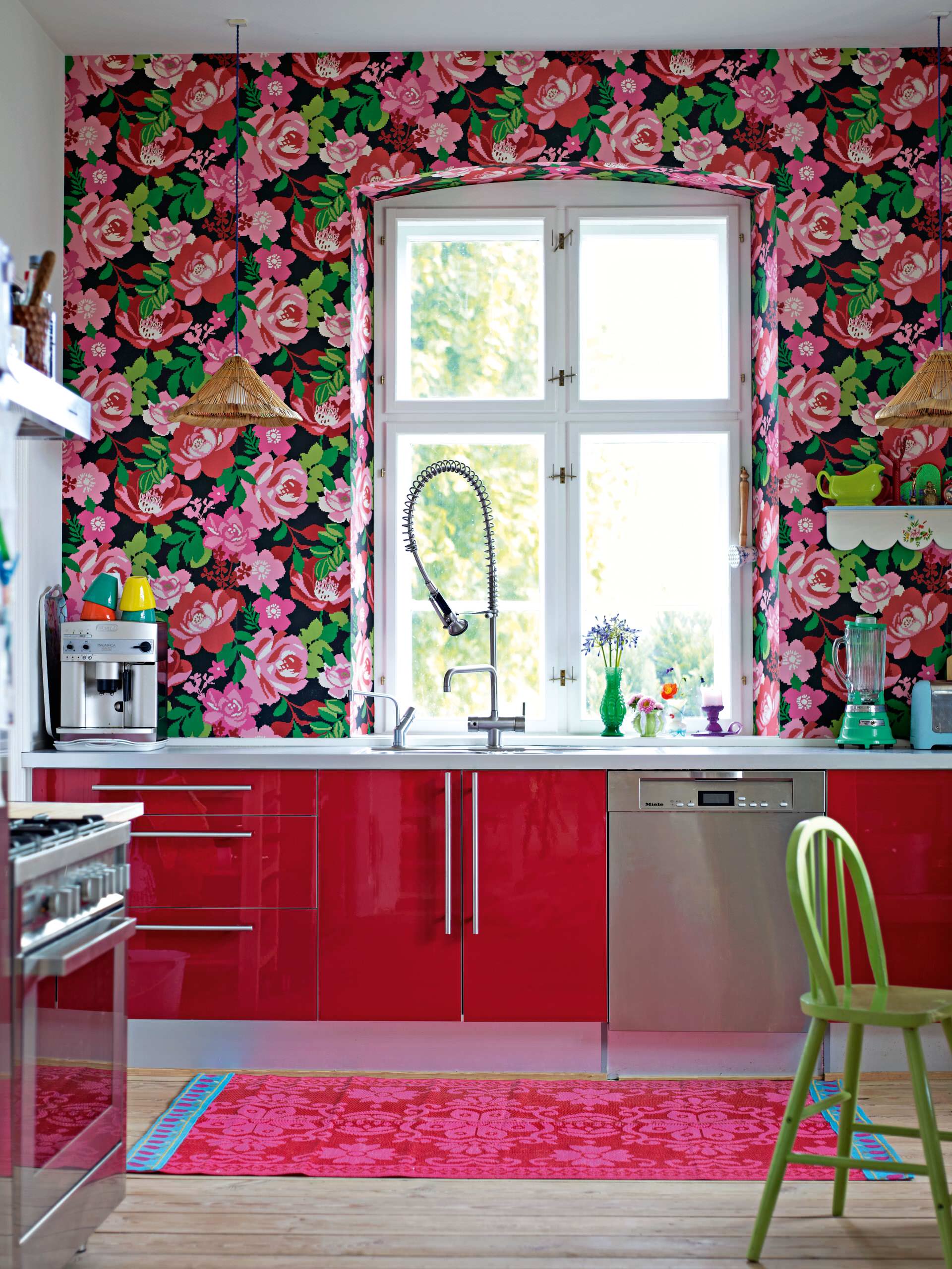 1920x2560 Wallpaper in the Kitchen: Is It a No or a Go?