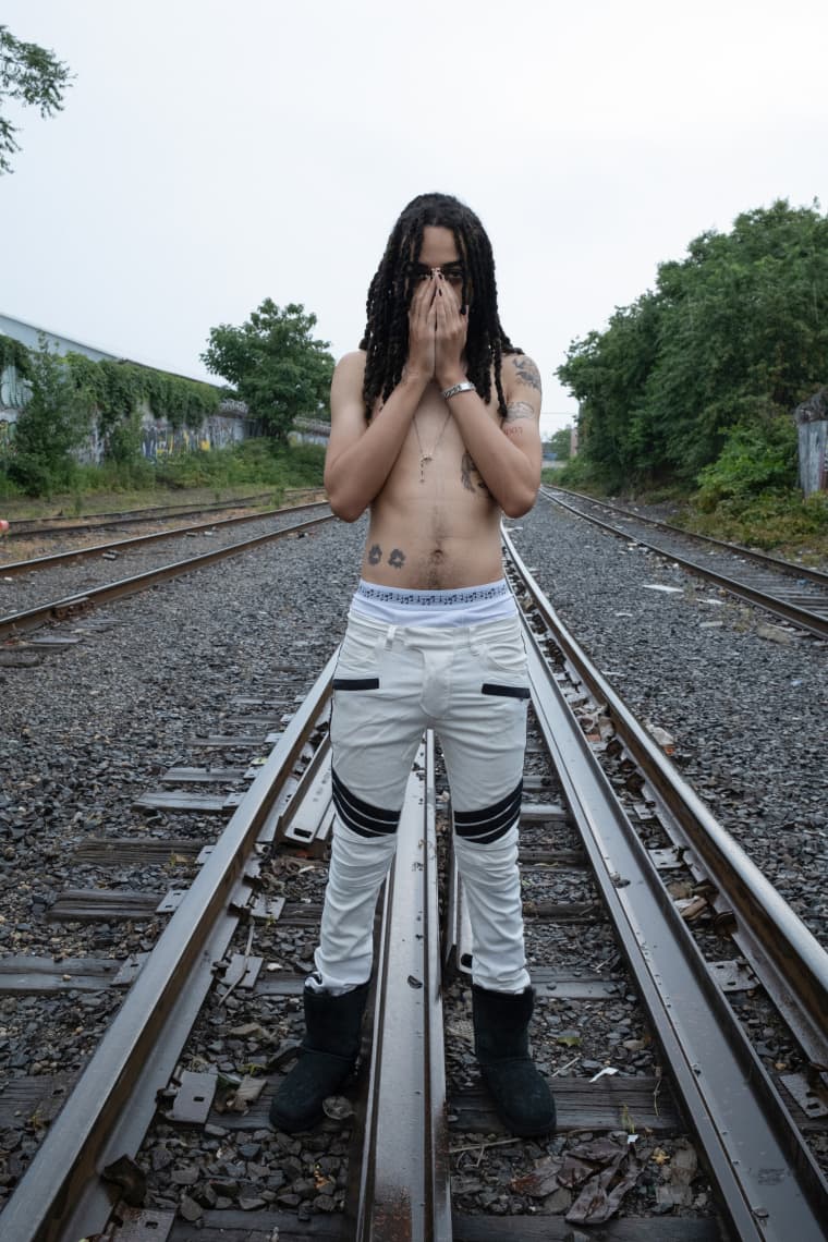 760x1140 Che's ready to wake the dead