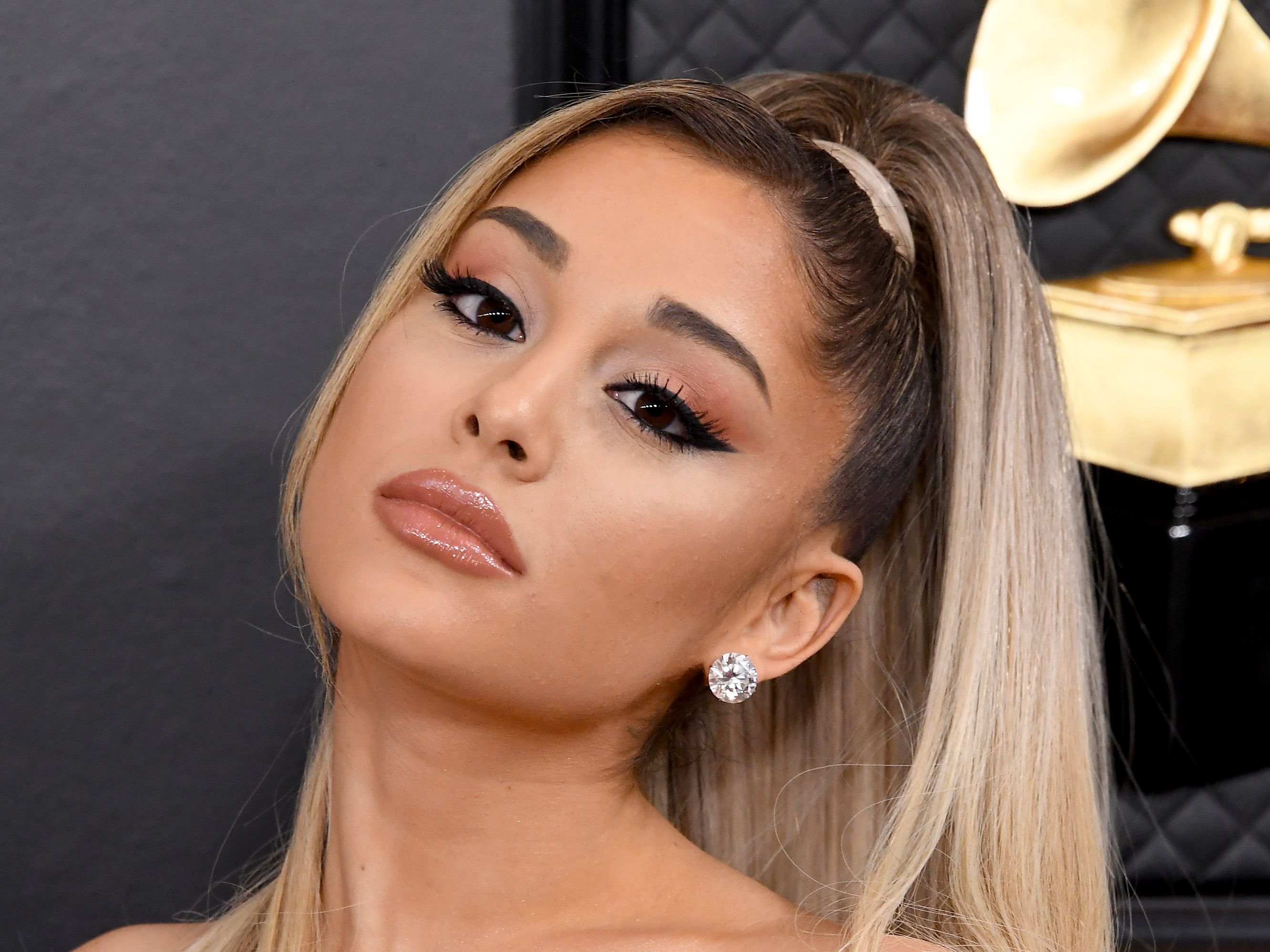 2664x1998 Ariana Grande Just Posted Some Makeup Free Selfies
