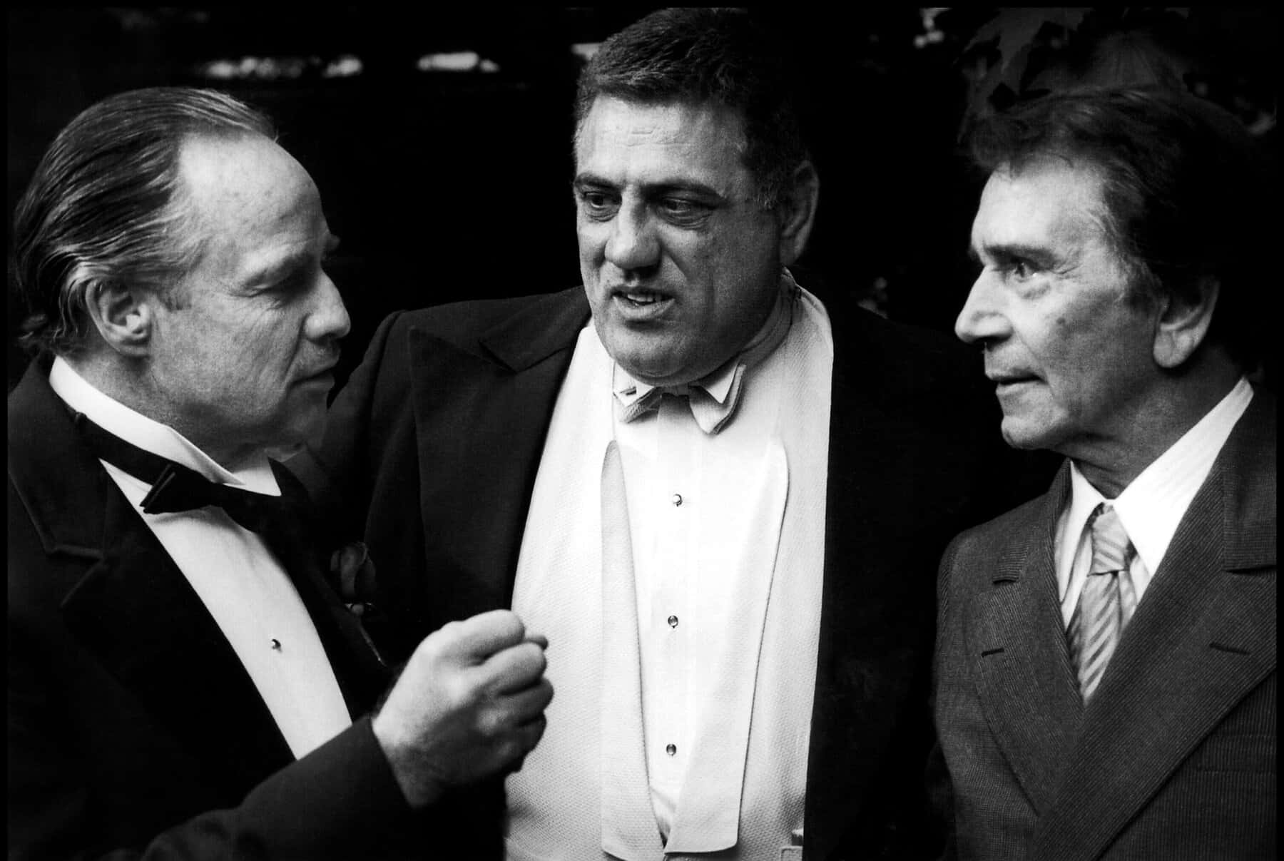 1800x1207 Download American Actor Lenny Montana As Luca Brasi Wallpaper