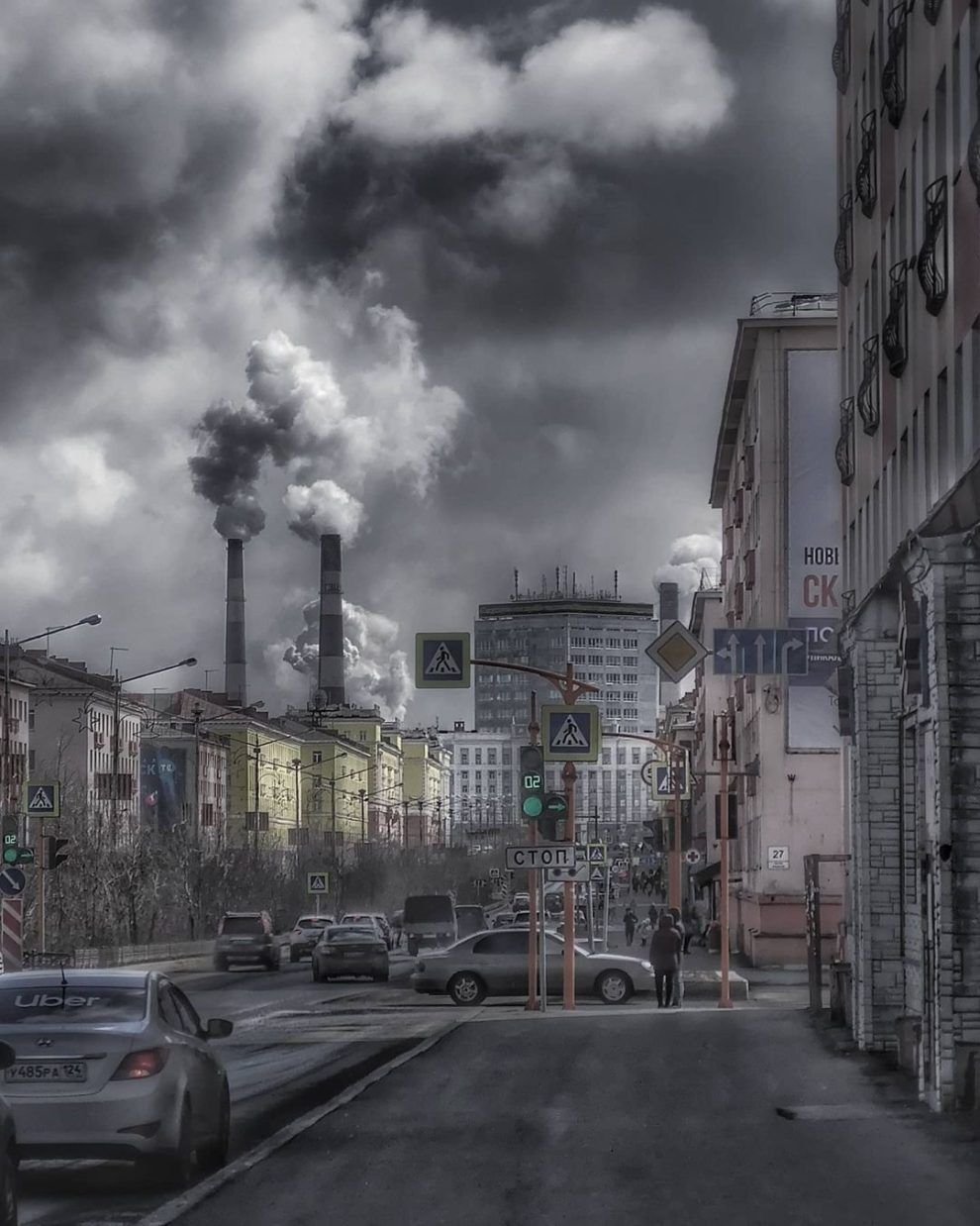 990x1238 Photographer Captures the Nothern Beauty of Norilsk City Design You Trust
