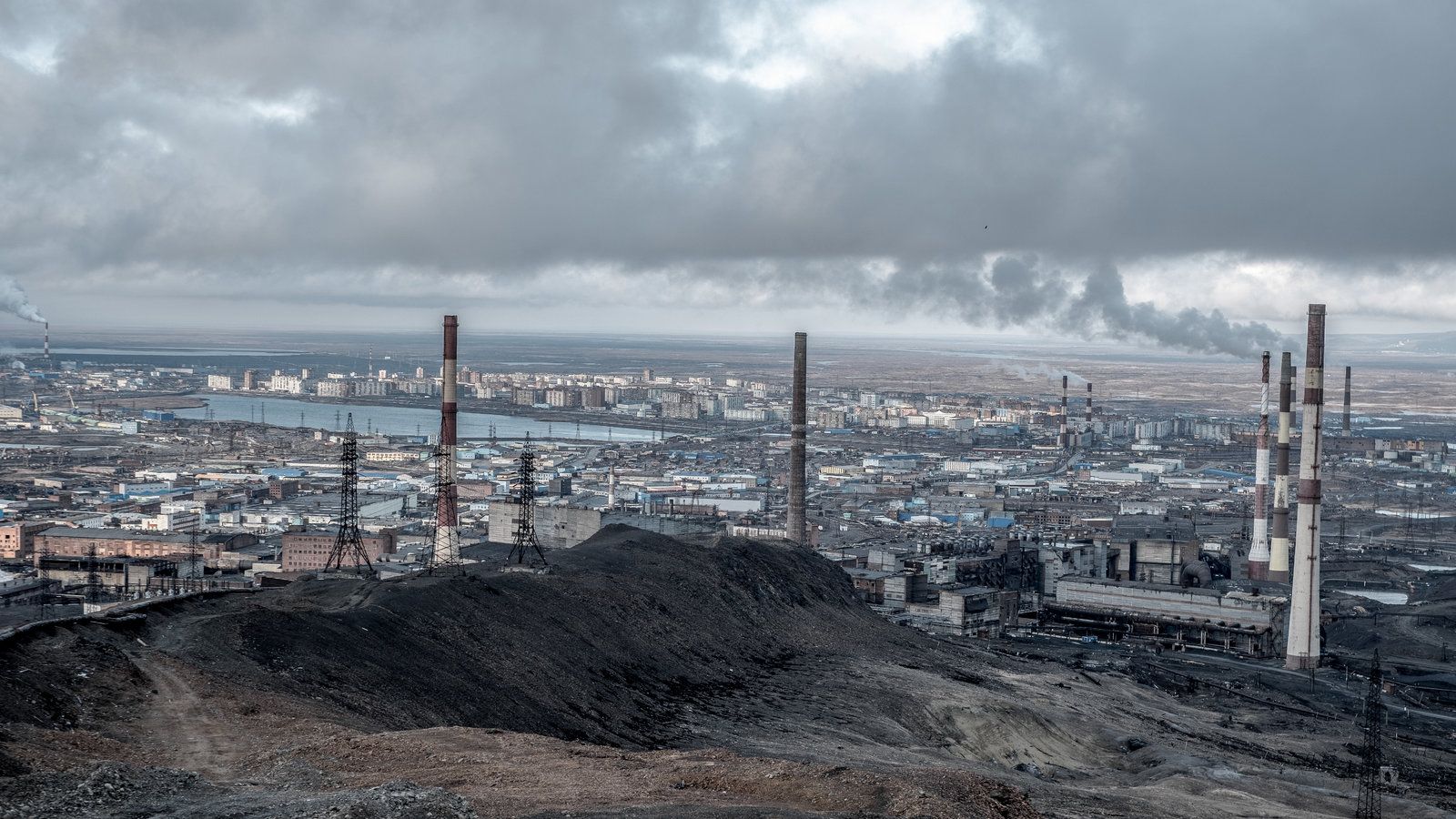 1600x900 On 'Island' in Russian Arctic, Arrival of Fast Internet Shakes Political Calm