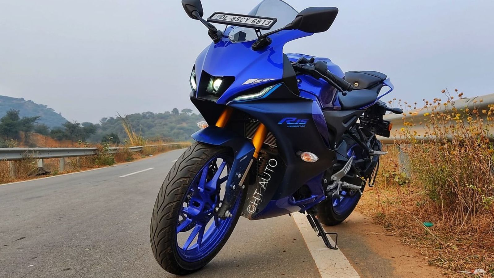 1597x900 Yamaha R15 V4 Racing Blue Wallpaper