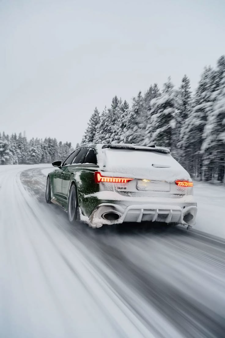 736x1104 Audi RS6