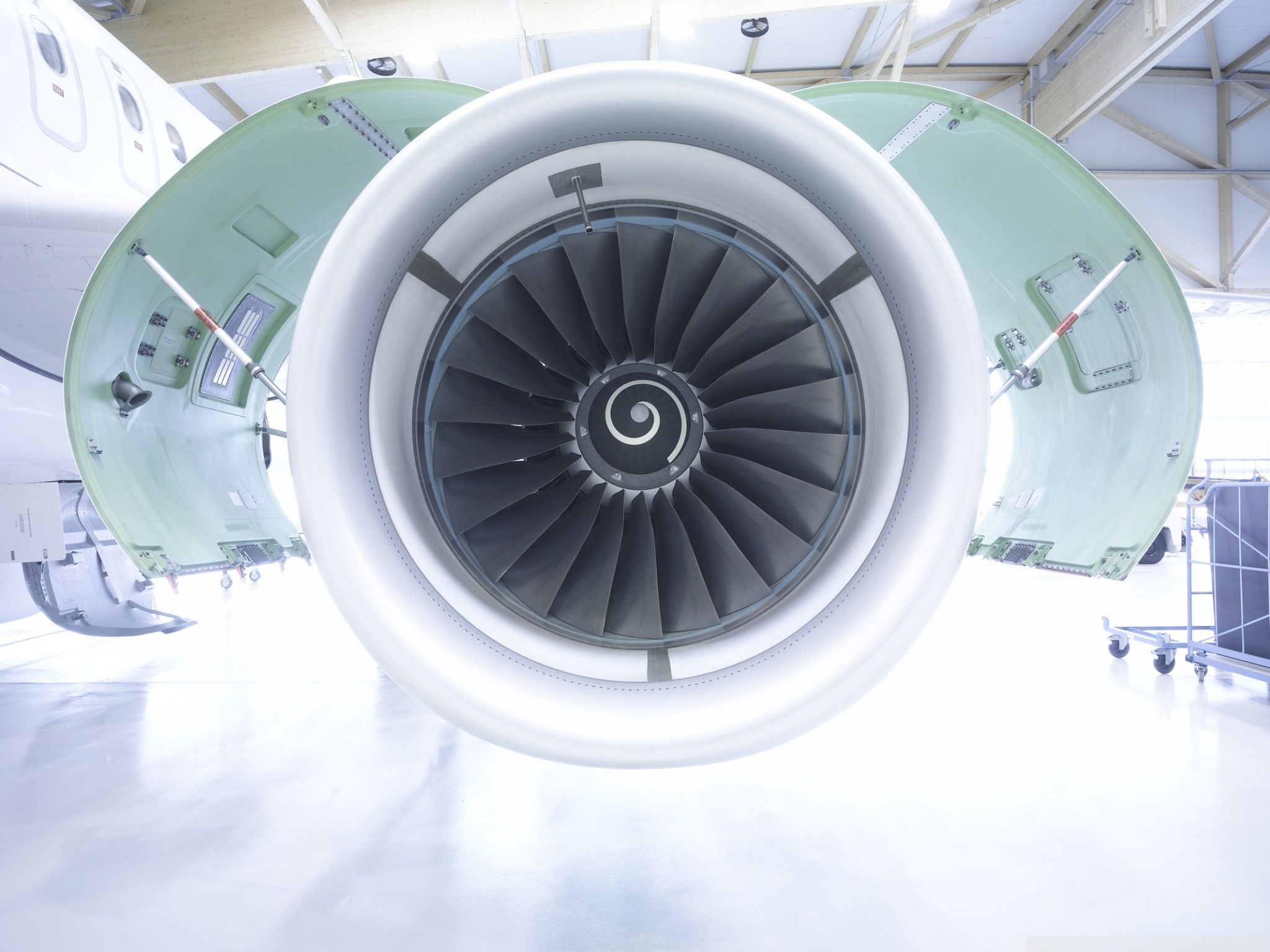 2048x1536 Aircraft Engine 4K UHD Wallpaper for UltraHD Desktop and TV : Smartphone and Tablet Devices