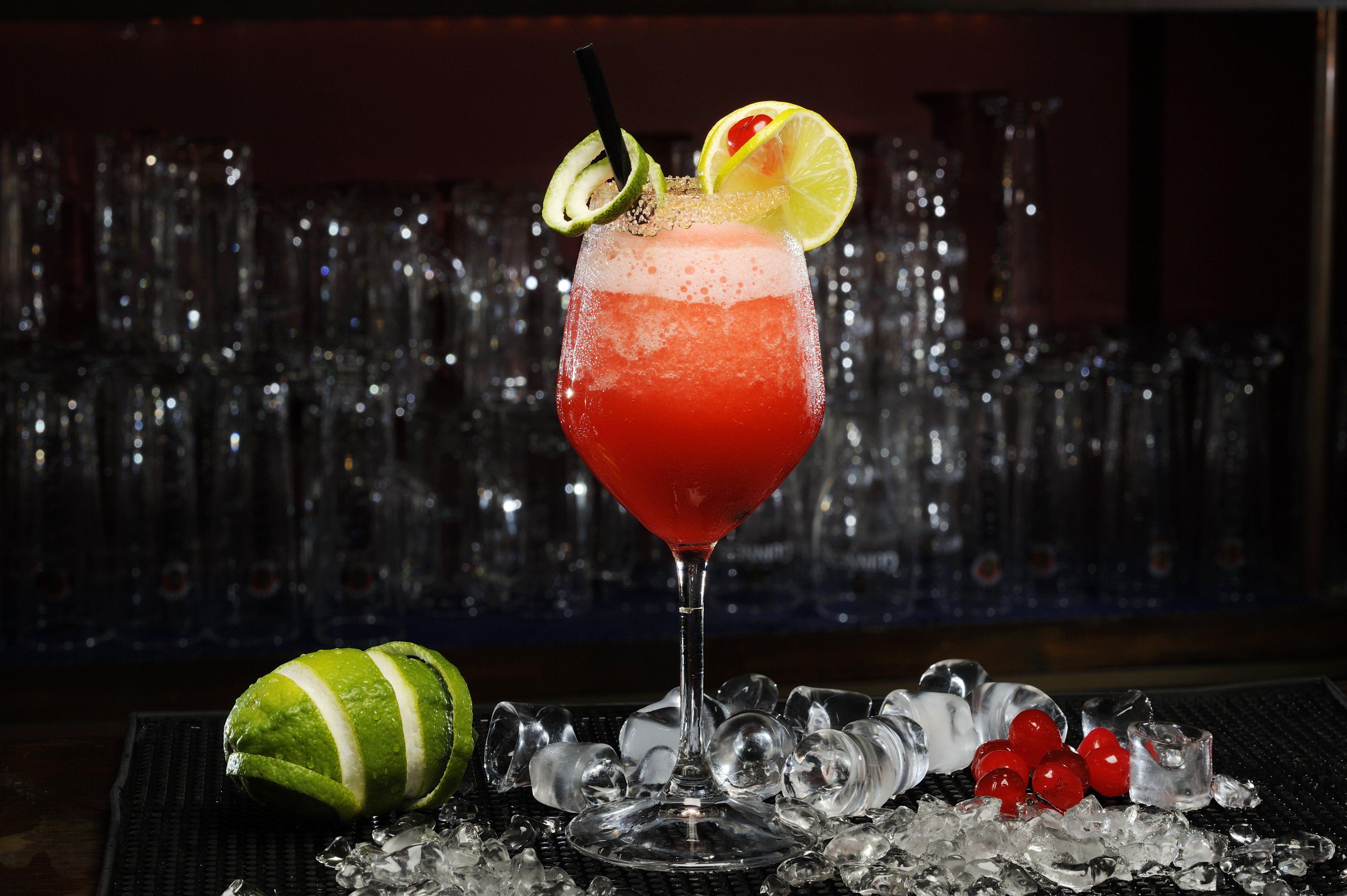 4256x2832 Daiquiri fruit cocktail ice drink alcohol wallpaperx2832