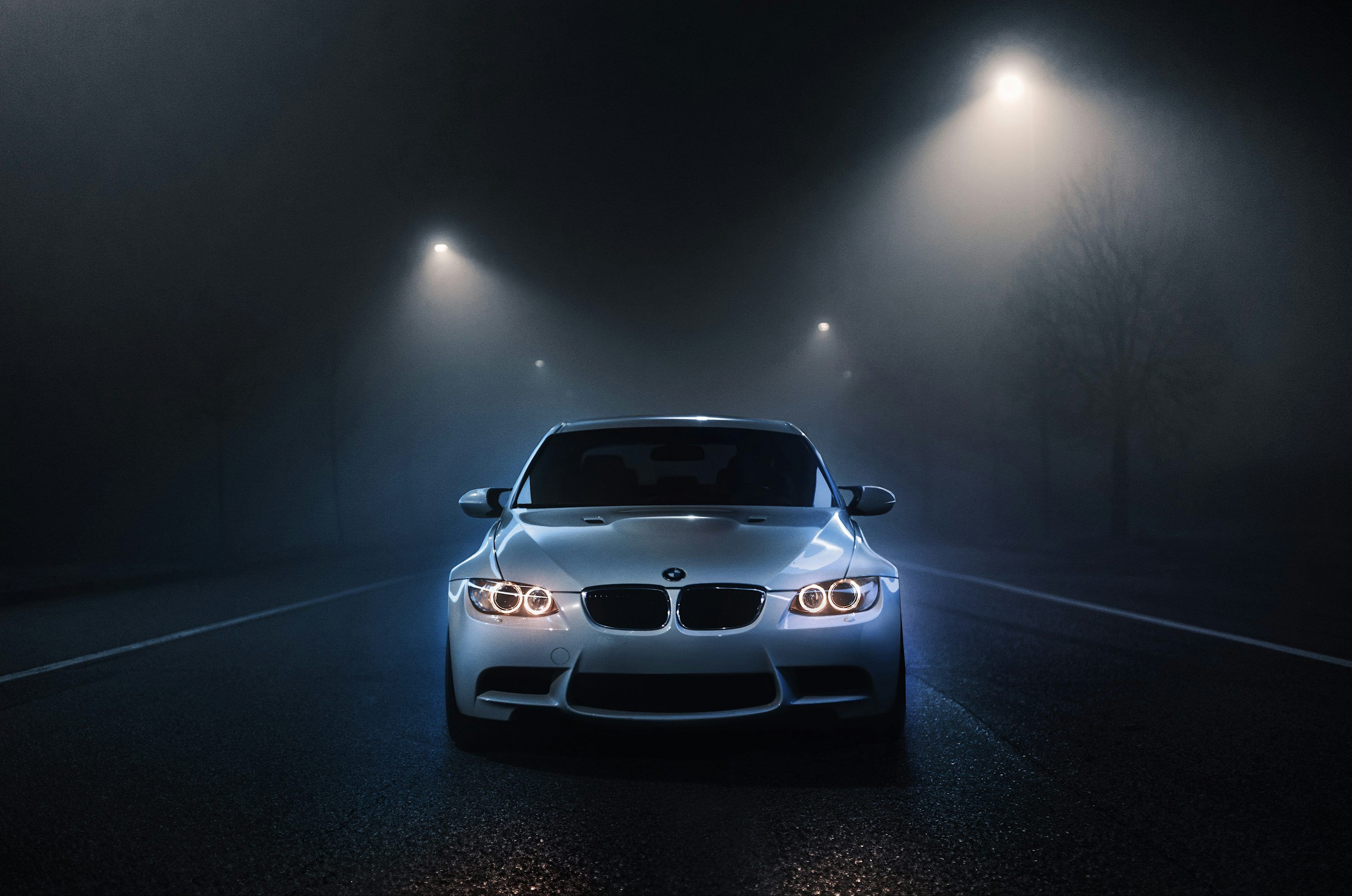 3000x1989 Night Car Picture. Download Free Image