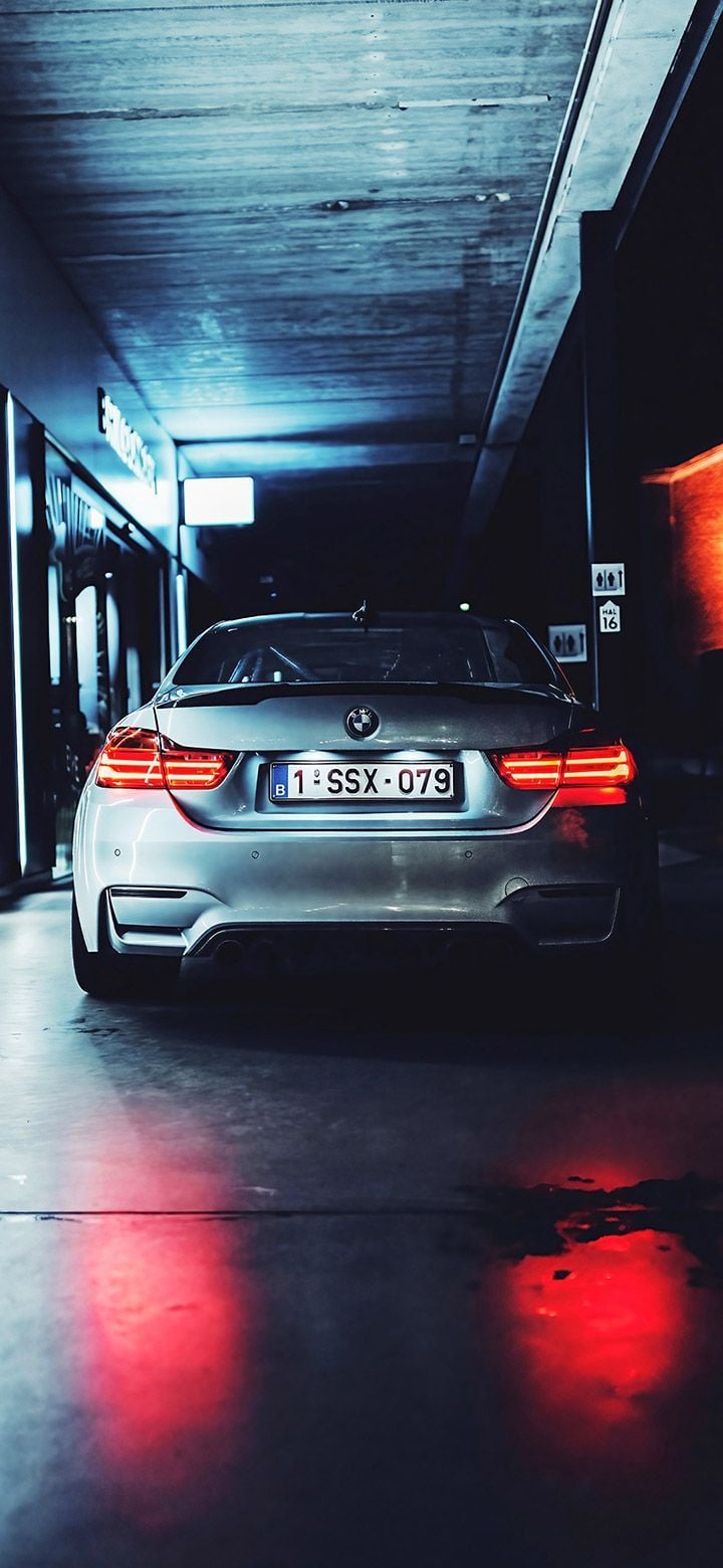 720x1560 Silver BMW M3 At Night 4K Phone Wallpaper