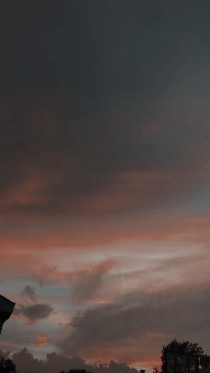 720x1280 Black Aesthetic Wallpaper: Airplane Flying
