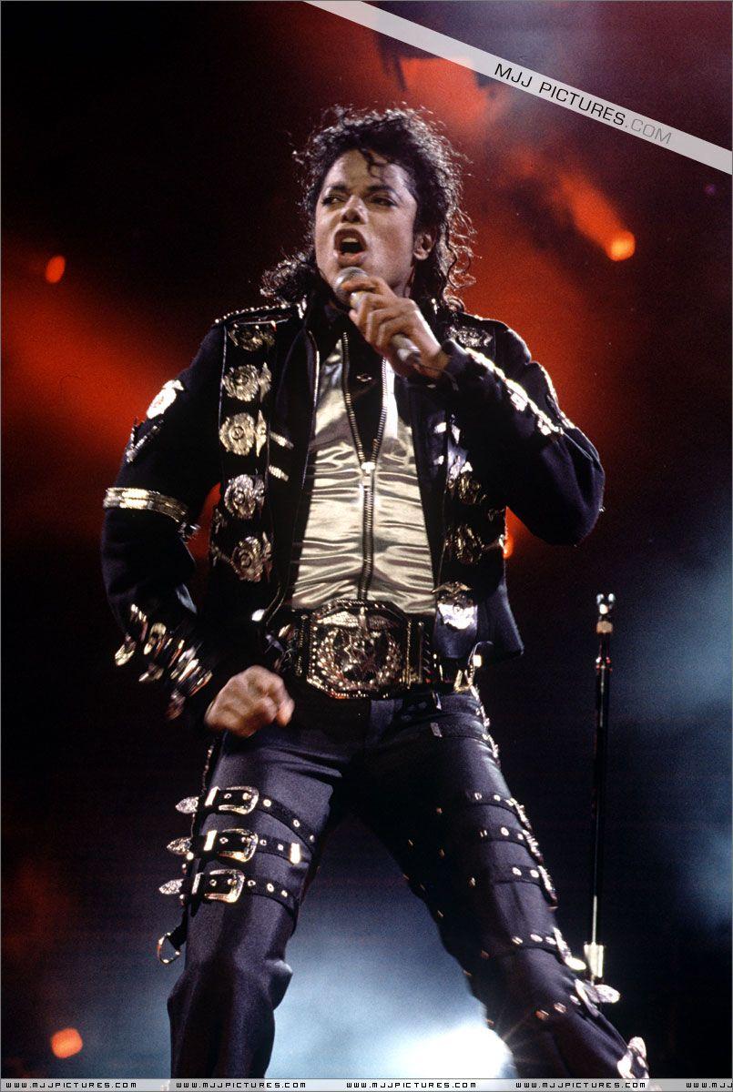 805x1200 Bad Tour Rome 1988 Pics [Archive] Jackson