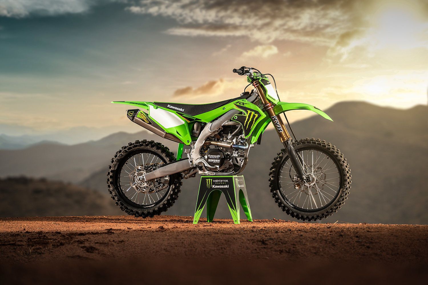 1500x1000 Kawasaki Unveils 2022 KX450SR. A New Player in the Works Edition Wars