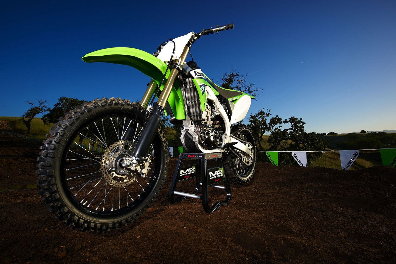 1600x1067 Kawasaki KX 450 F Wallpaper