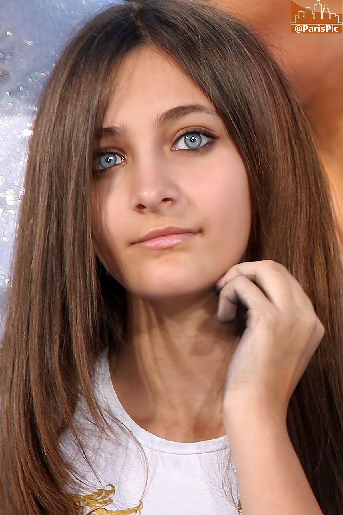 1200x1800 Paris Jackson Wallpaper