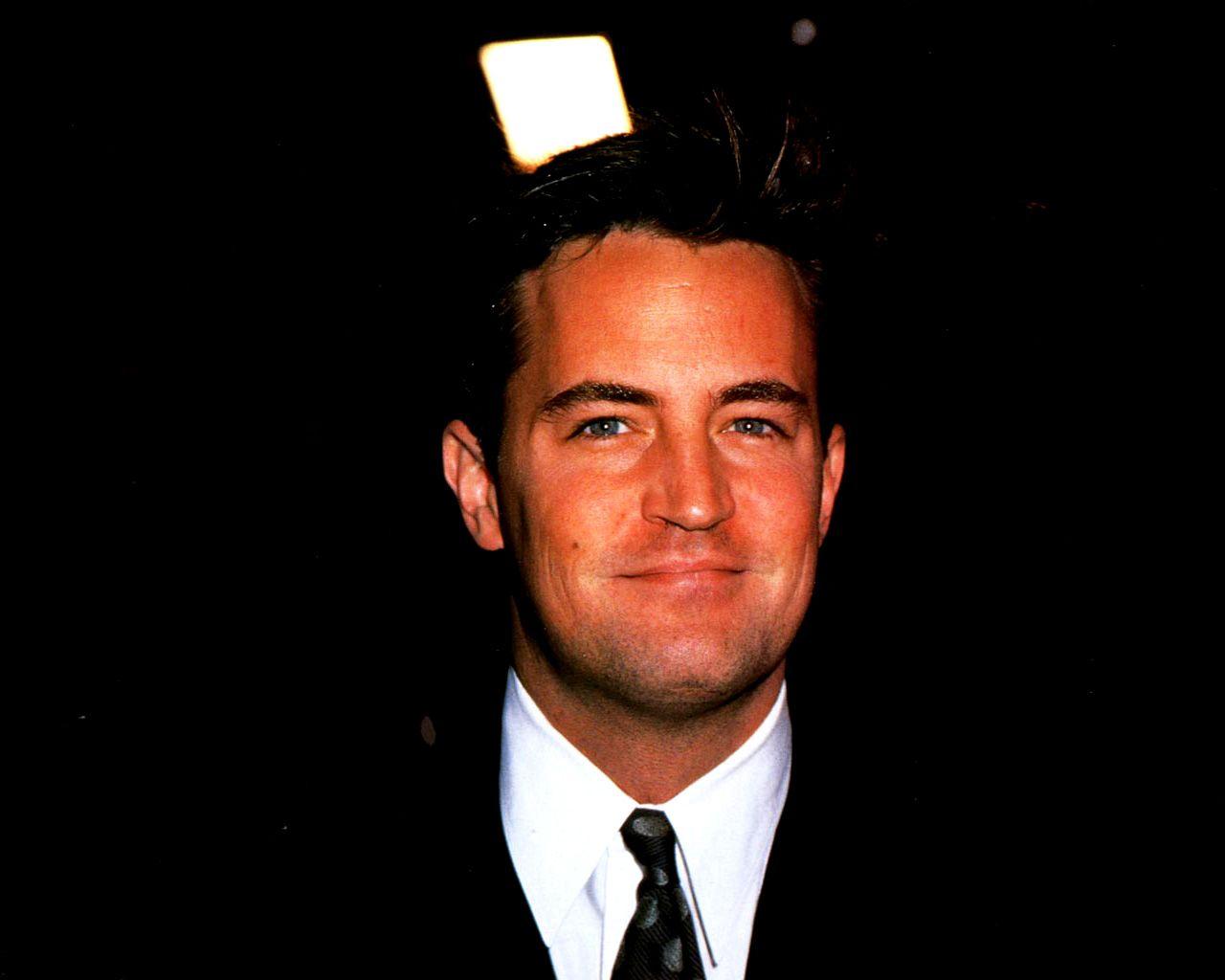 Matthew Perry Wallpapers - Top Free Matthew Perry Backgrounds ...