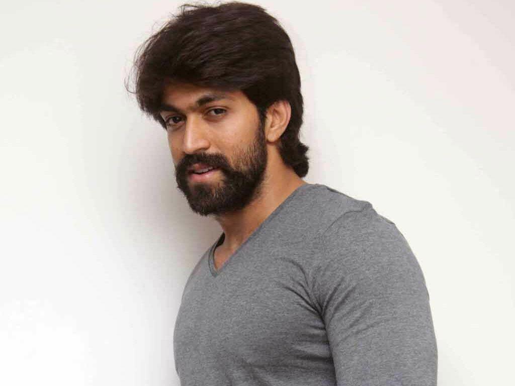 1024x768 Yash Wallpaper Chapter 2 Hero Wallpaper