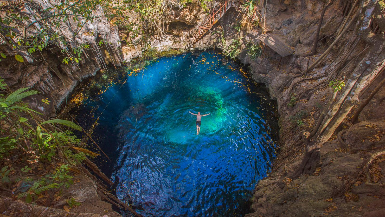 1600x900 Yucatan & Cancún: Merida, Mayan Ruins, & Beachside Livin'