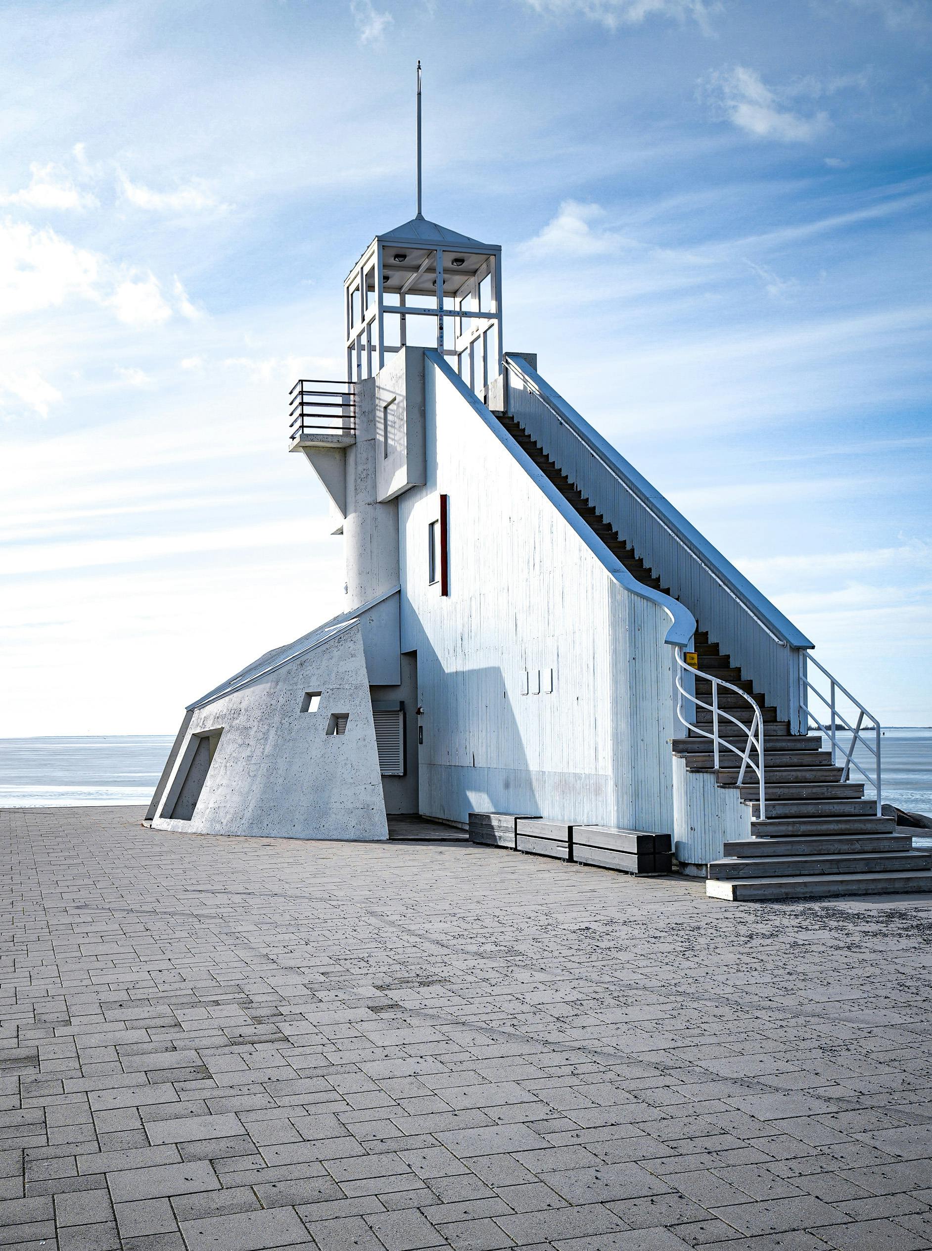 1884x2528 Scandinavian White Lighthouse in Oulu, Finland · Free