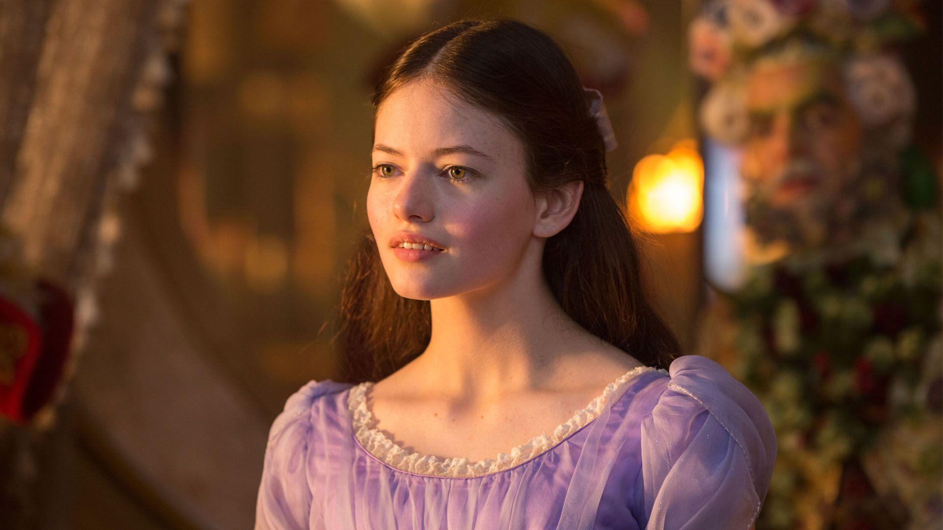 1920x1080 Mackenzie Foy Is Clara In 'The Nutcracker And The Four Realms