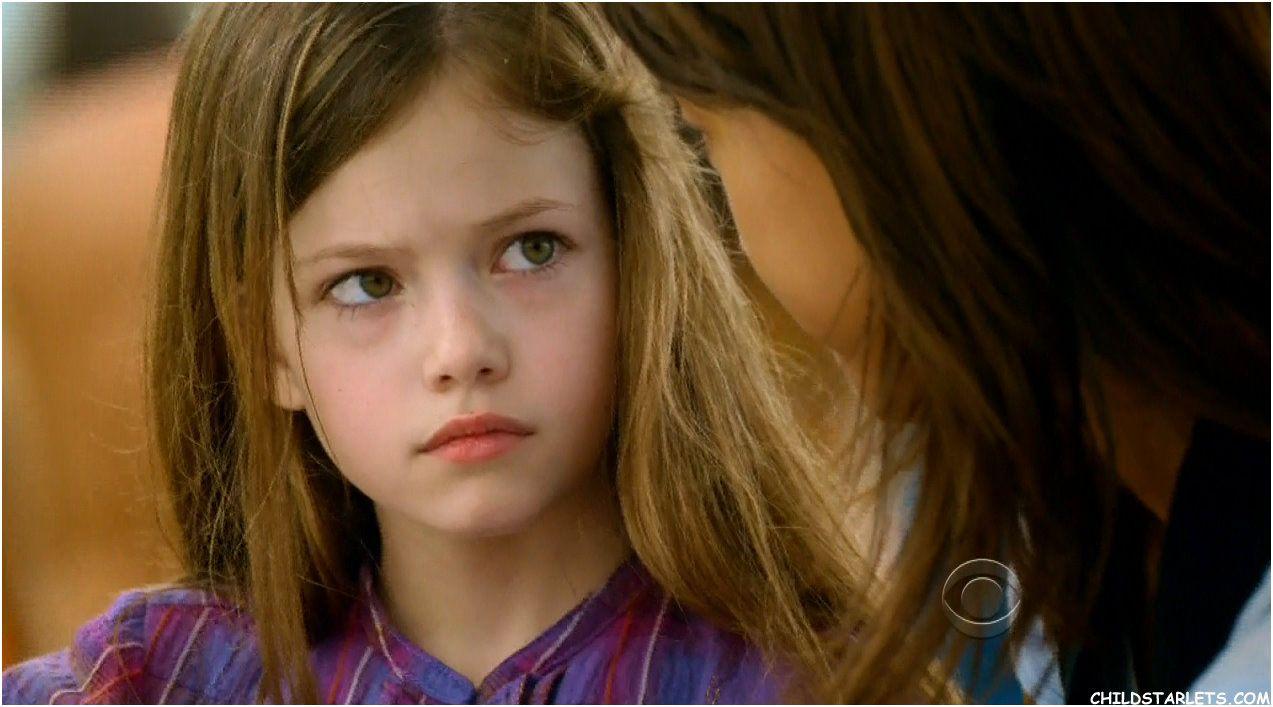 1273x707 Mackenzie Foy Child Actress Image Picture Photos Videos Gallery