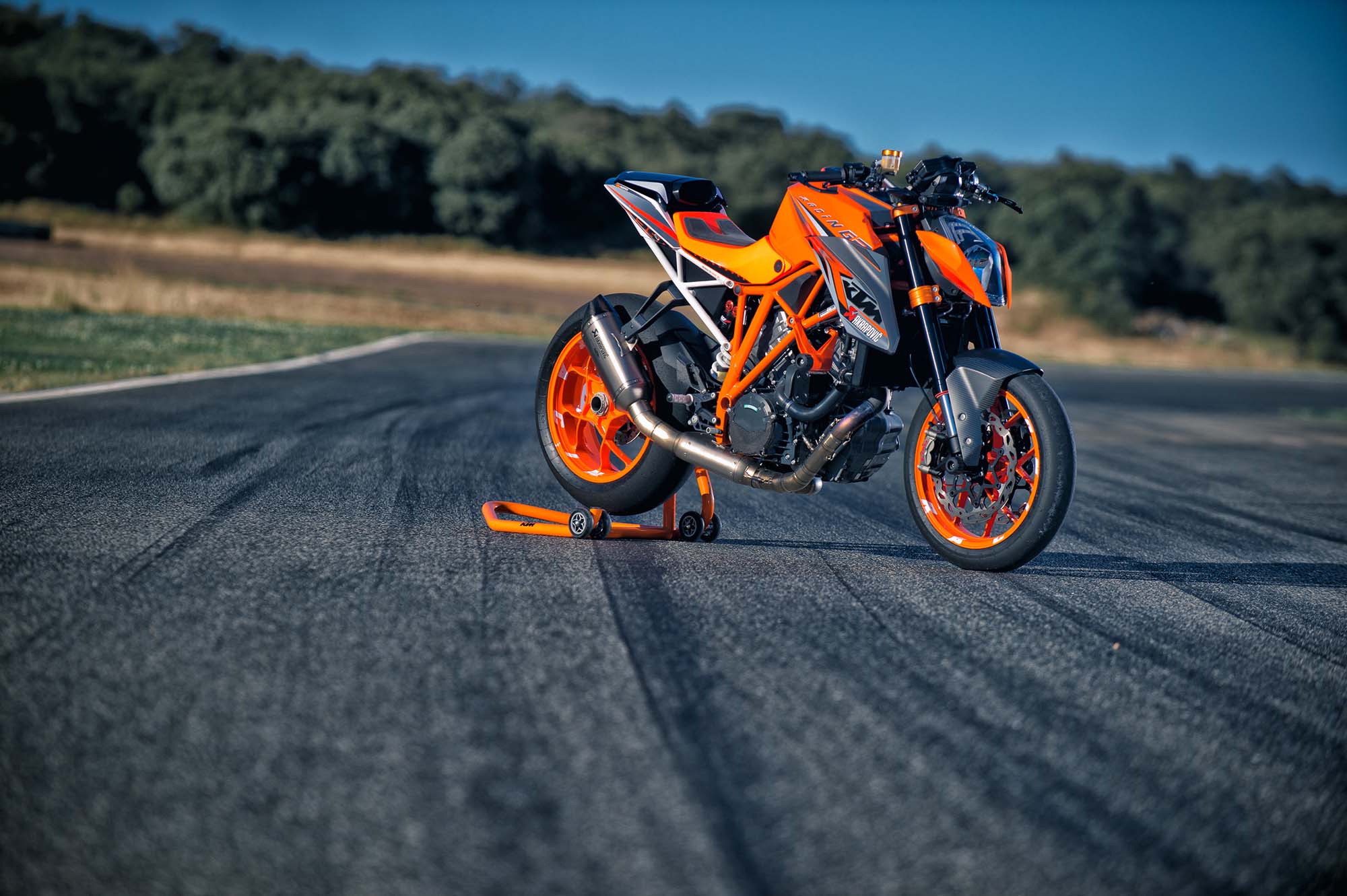 2000x1331 Ktm Phone Wallpaper: Free 4K & HD Downloads
