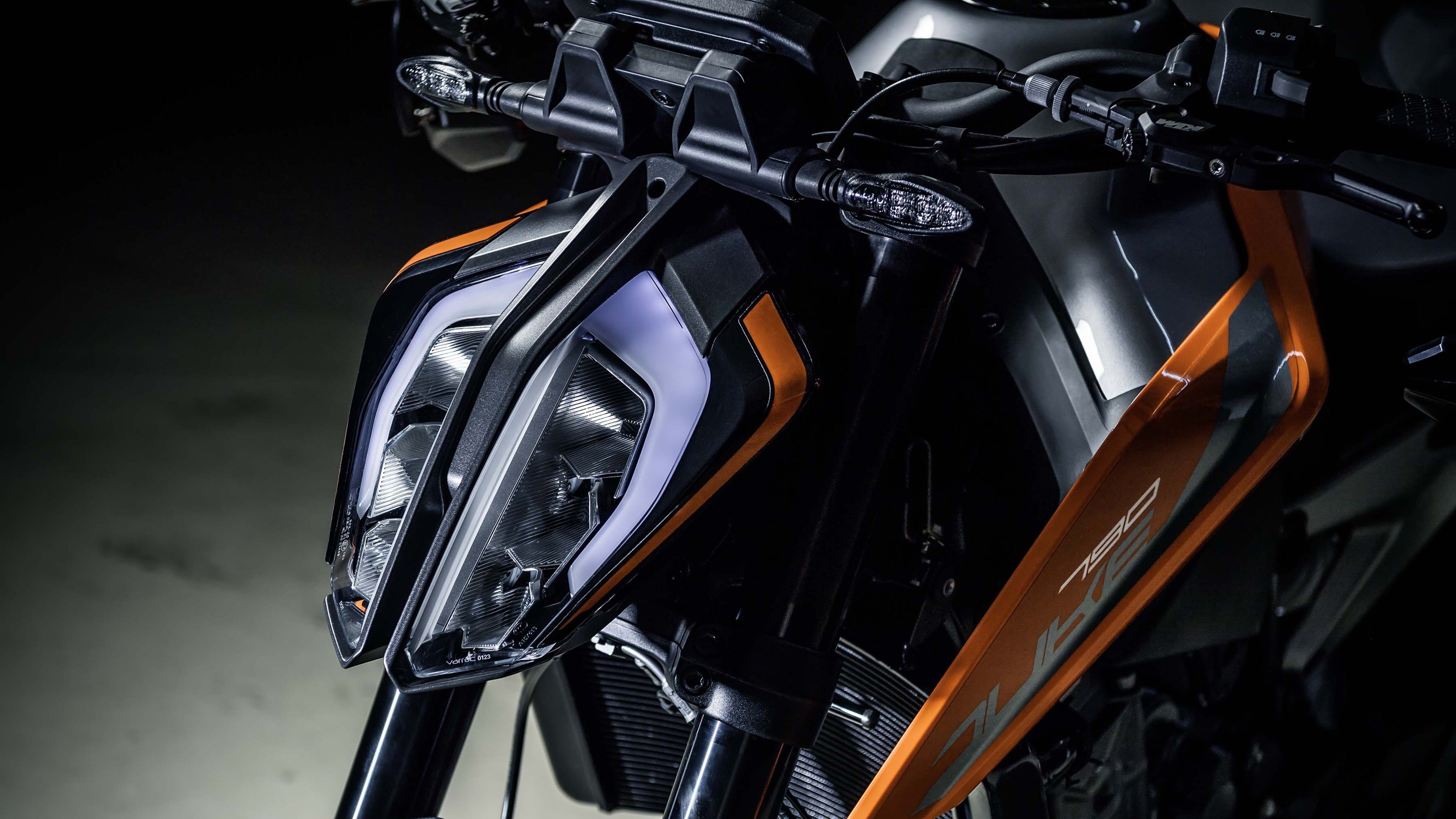 3840x2160 KTM 790 Duke 4K Wallpaper
