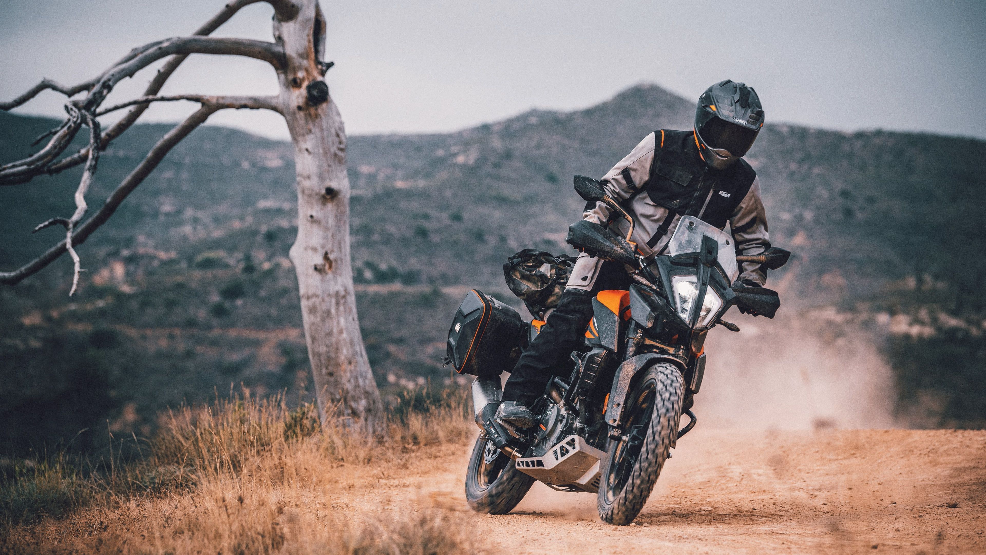 3840x2160 KTM 250 Adventure Wallpaper