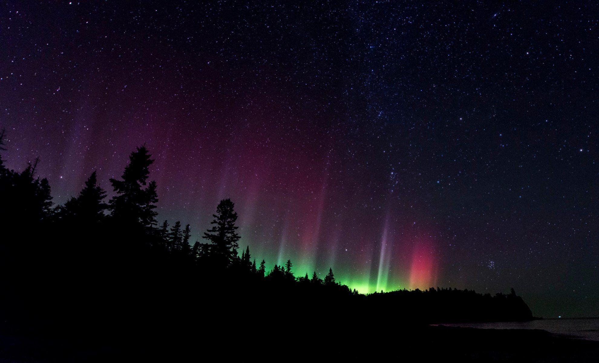 1980x1200 Aurora Borealis HD Wallpaper