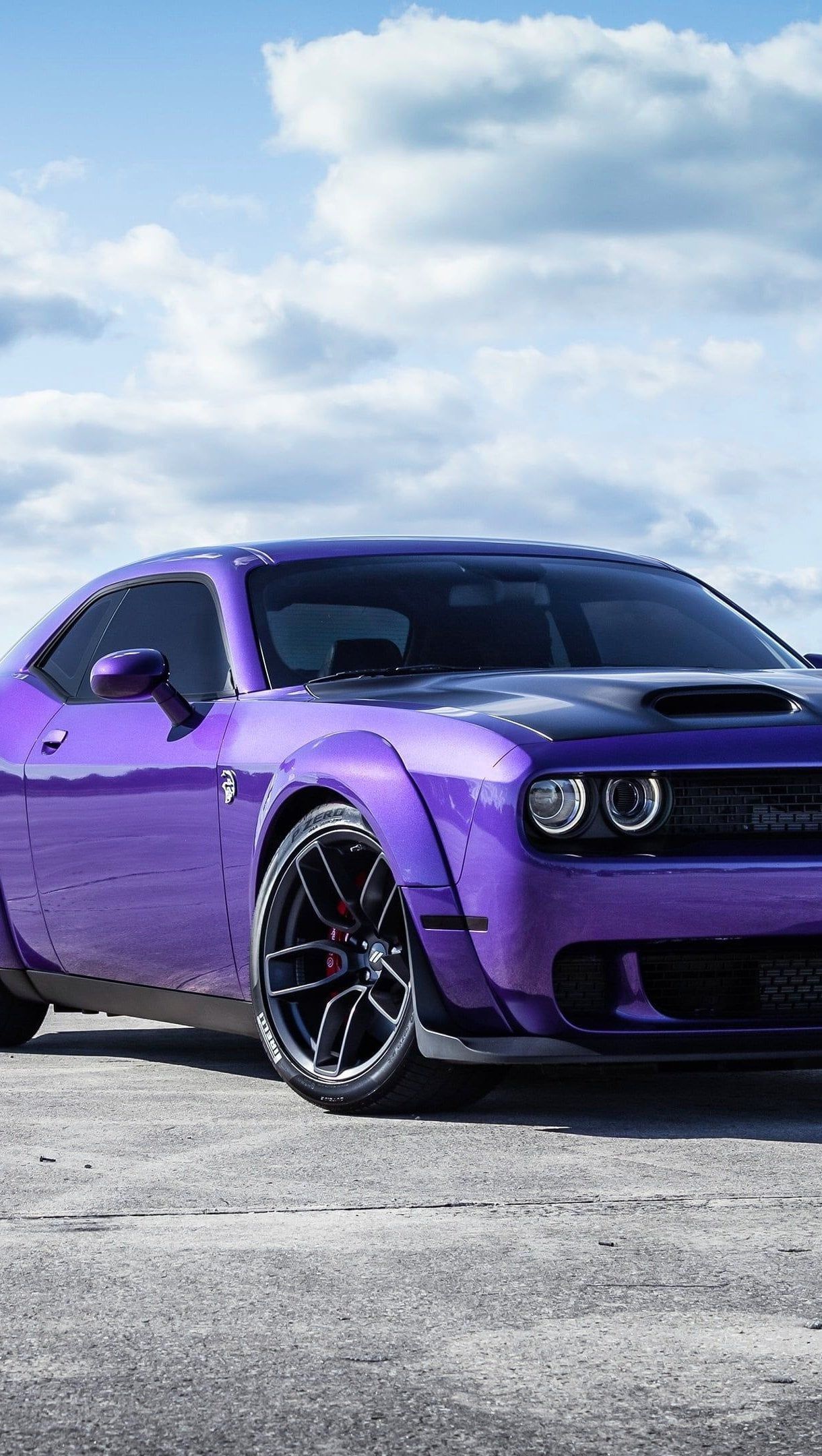 1220x2160 Dodge Challenger SRT Wallpaper 4K for iPhone and Mobile Phone