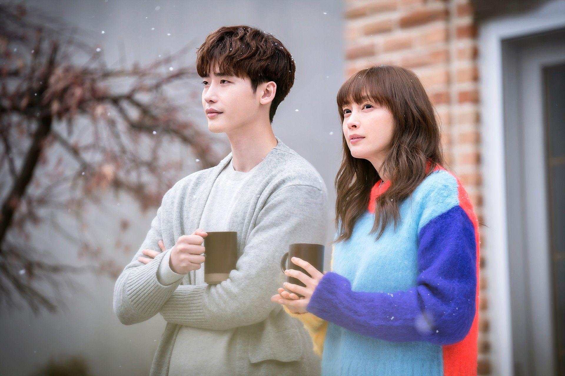 1920x1280 Love Alarm, Sky Castle and 5 more great Korean dramas on Netflix
