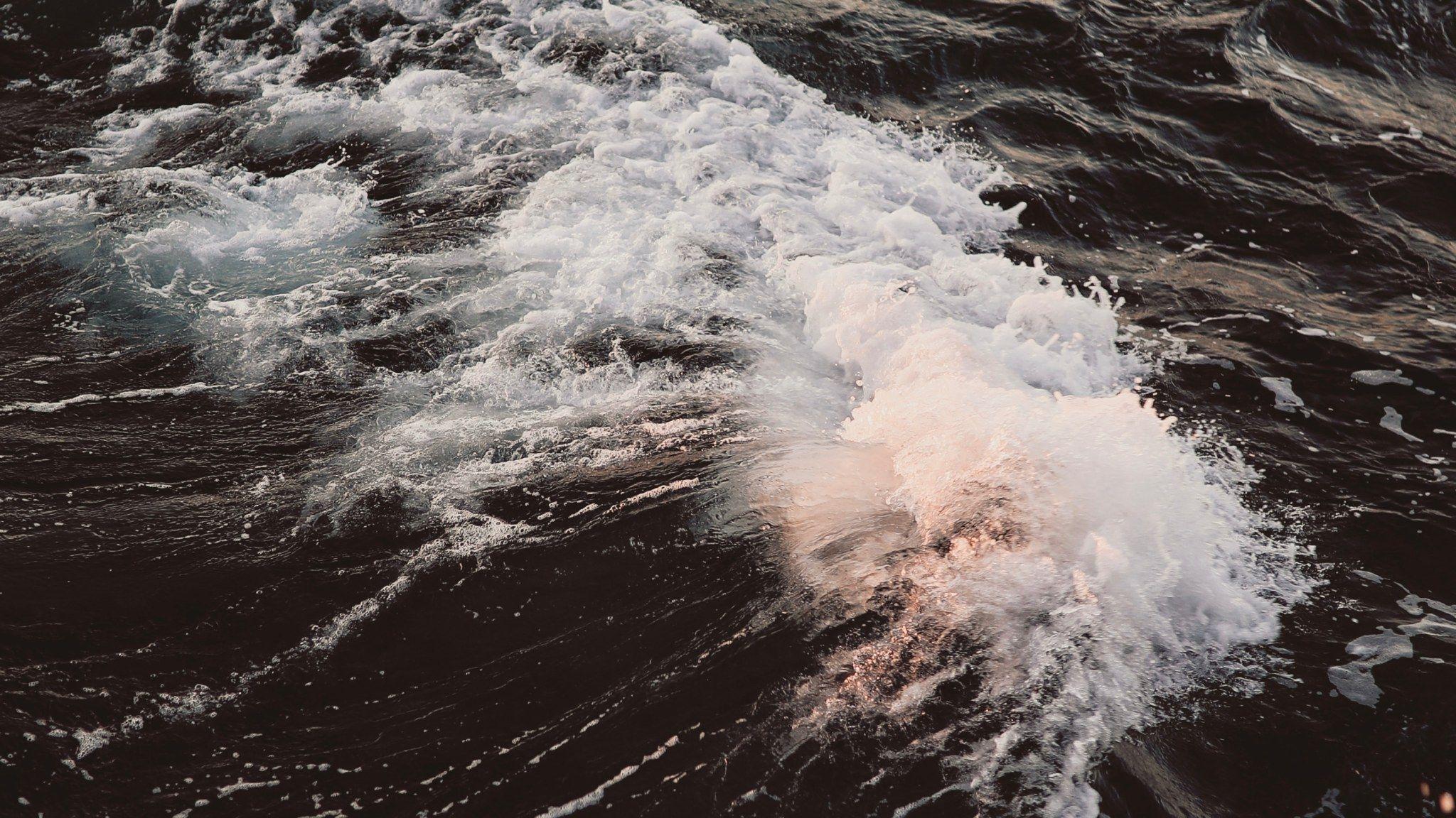 2048x1152 Aesthetic Wallpaper • Sea waves aesthetic wallpaper • Wallpaper For You The Best Wallpaper For Desktop & Mobile