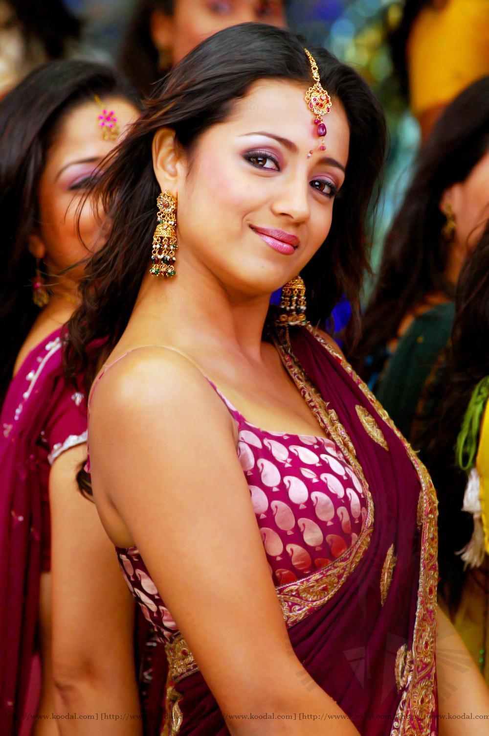 1000x1504 Tamil Actress Wallpaper: Tamil actress trisha image