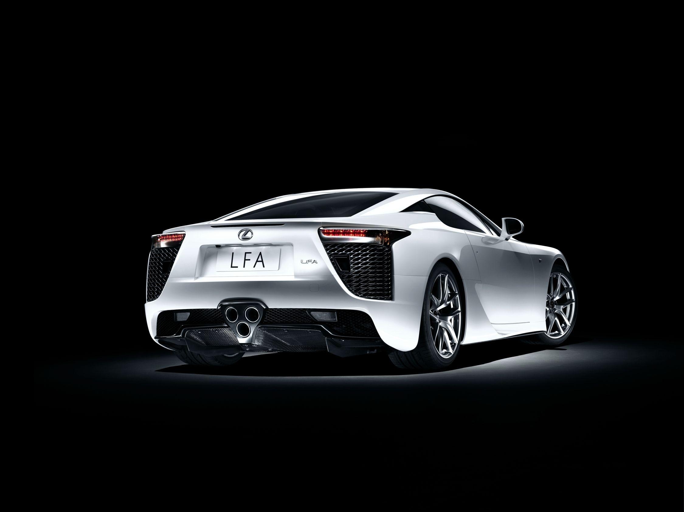 2250x1685 Download wallpaper 2250x1685 lexus, lfa, white, side view HD