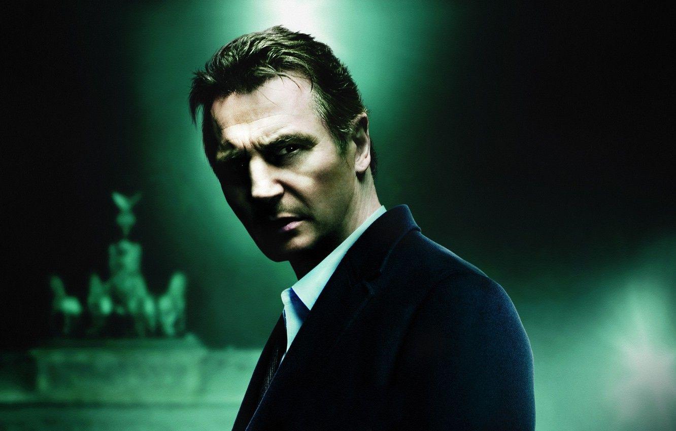 1332x850 Wallpaper look, the dark background, glow, Liam Neeson, Liam