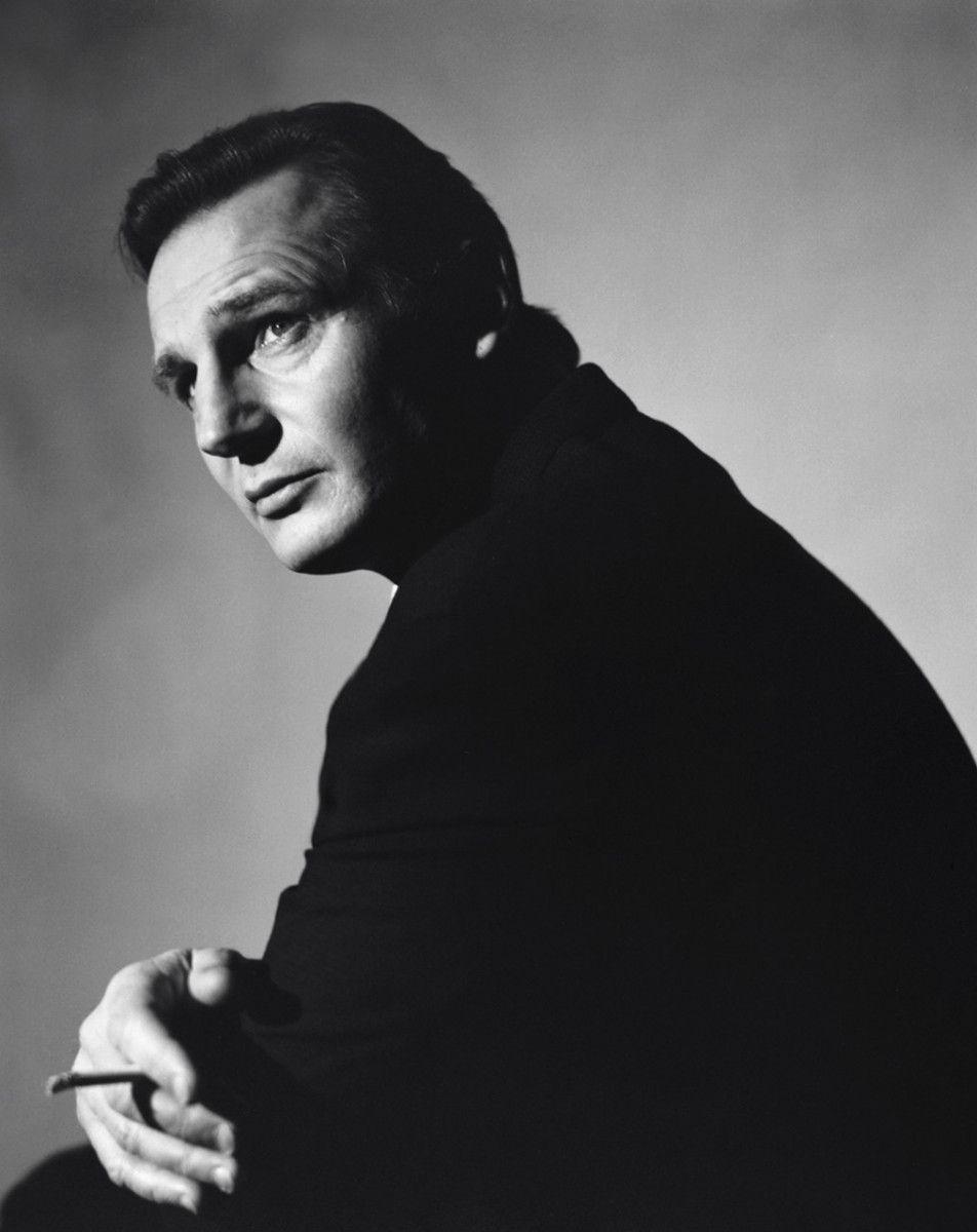 952x1200 Liam Neeson wallpaper