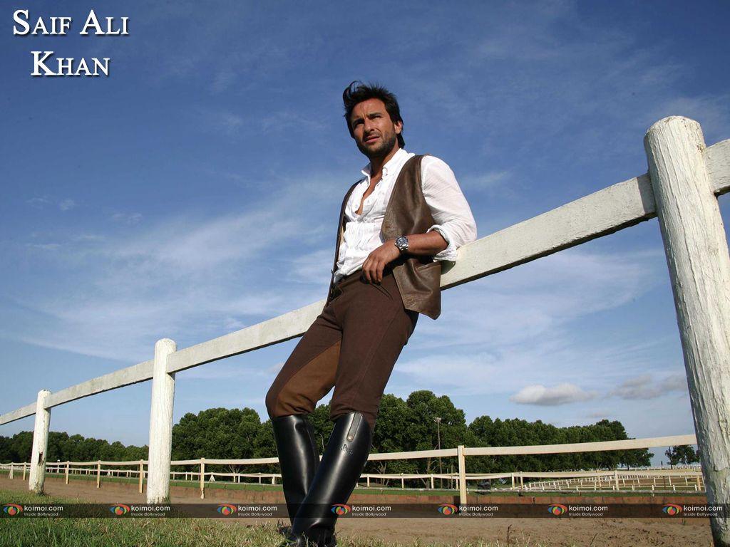 1024x768 Saif Ali Khan Wallpaper 12