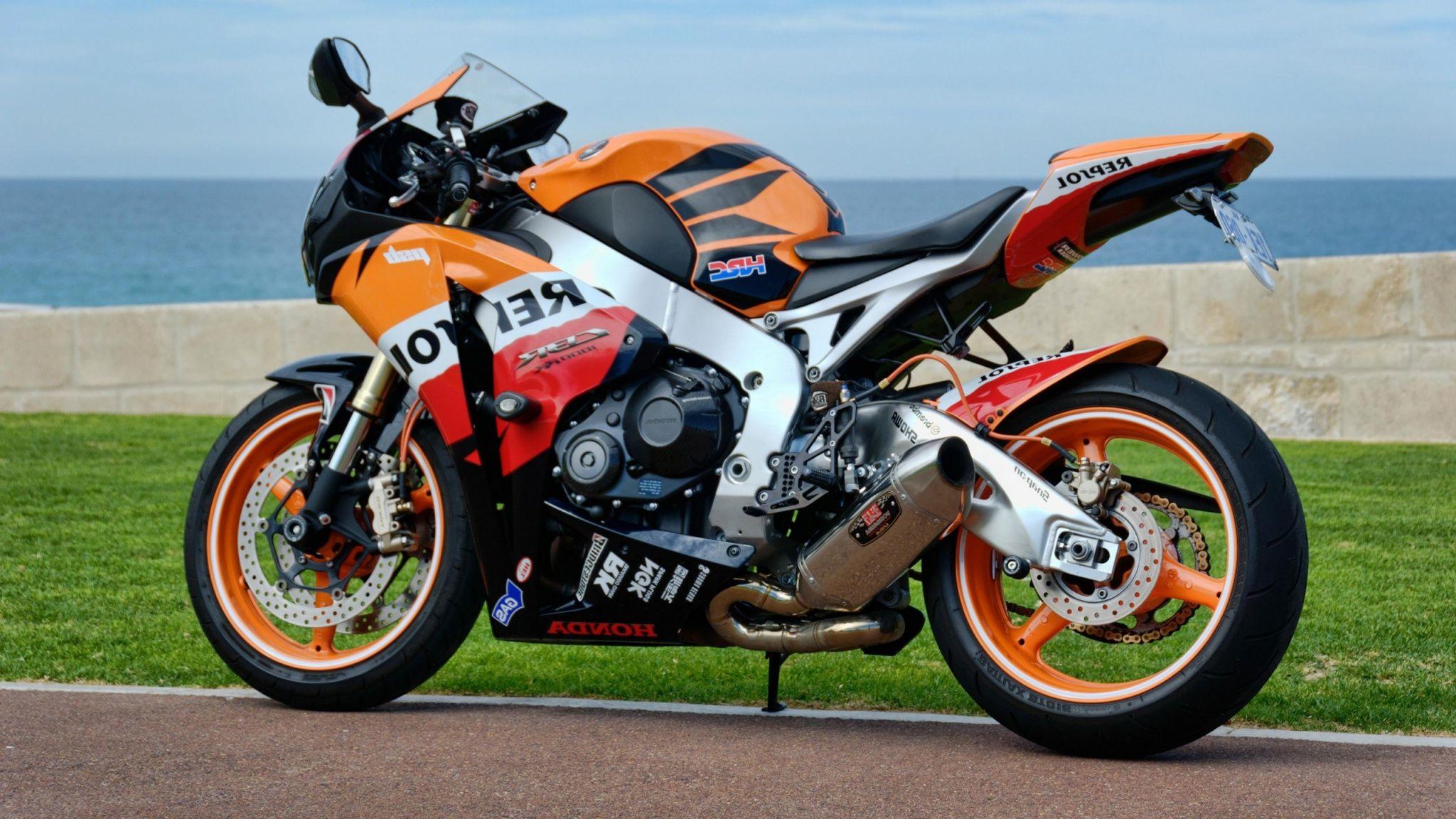 2048x1152 Kawasaki Ninja 650r Wallpaper