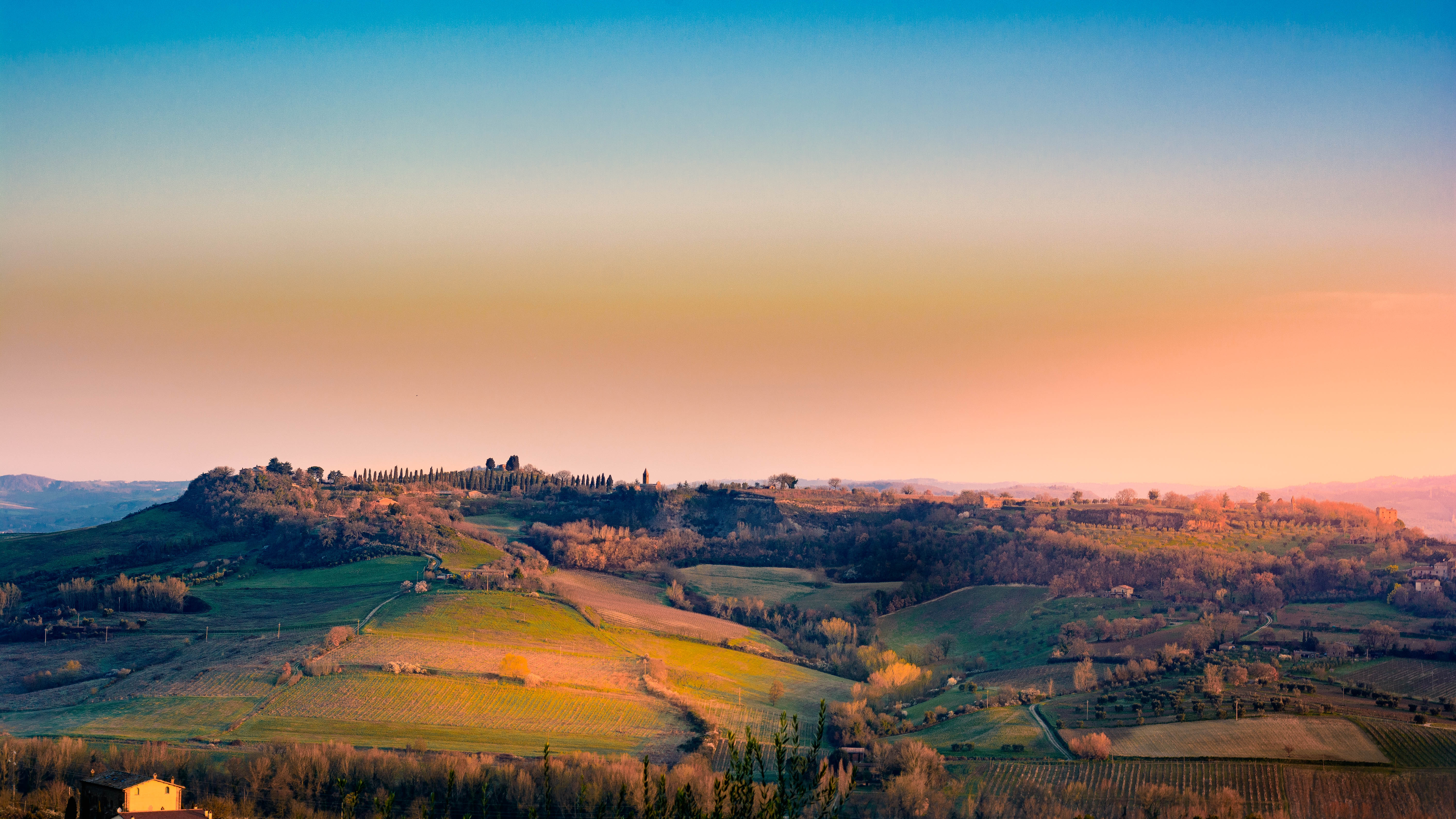 6000x3375 Umbria Wallpaper
