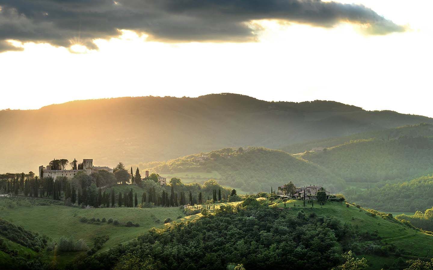 1440x900 Umbria Luxury Holiday Guide