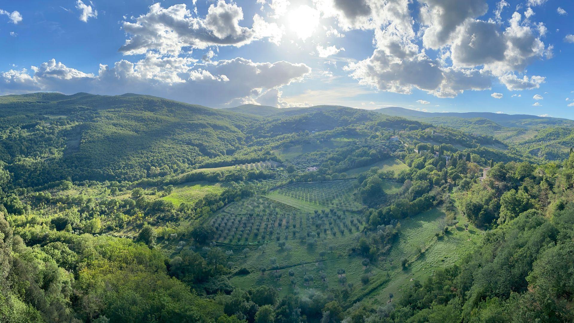 1920x1080 The Green Heart of Italy: Umbria TV Magazine