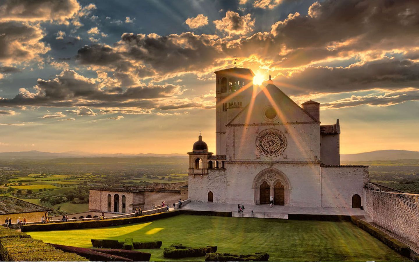 1440x900 Art and culture Umbria