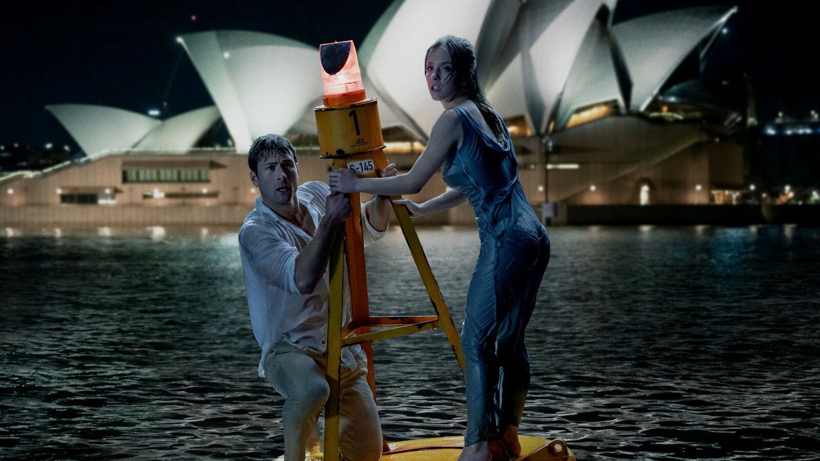 1600x900 Anyone but You' Review: Baring Bums in the Land Down Under