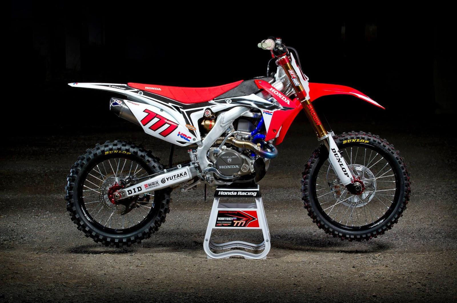 1600x1062 CRF Wallpaper