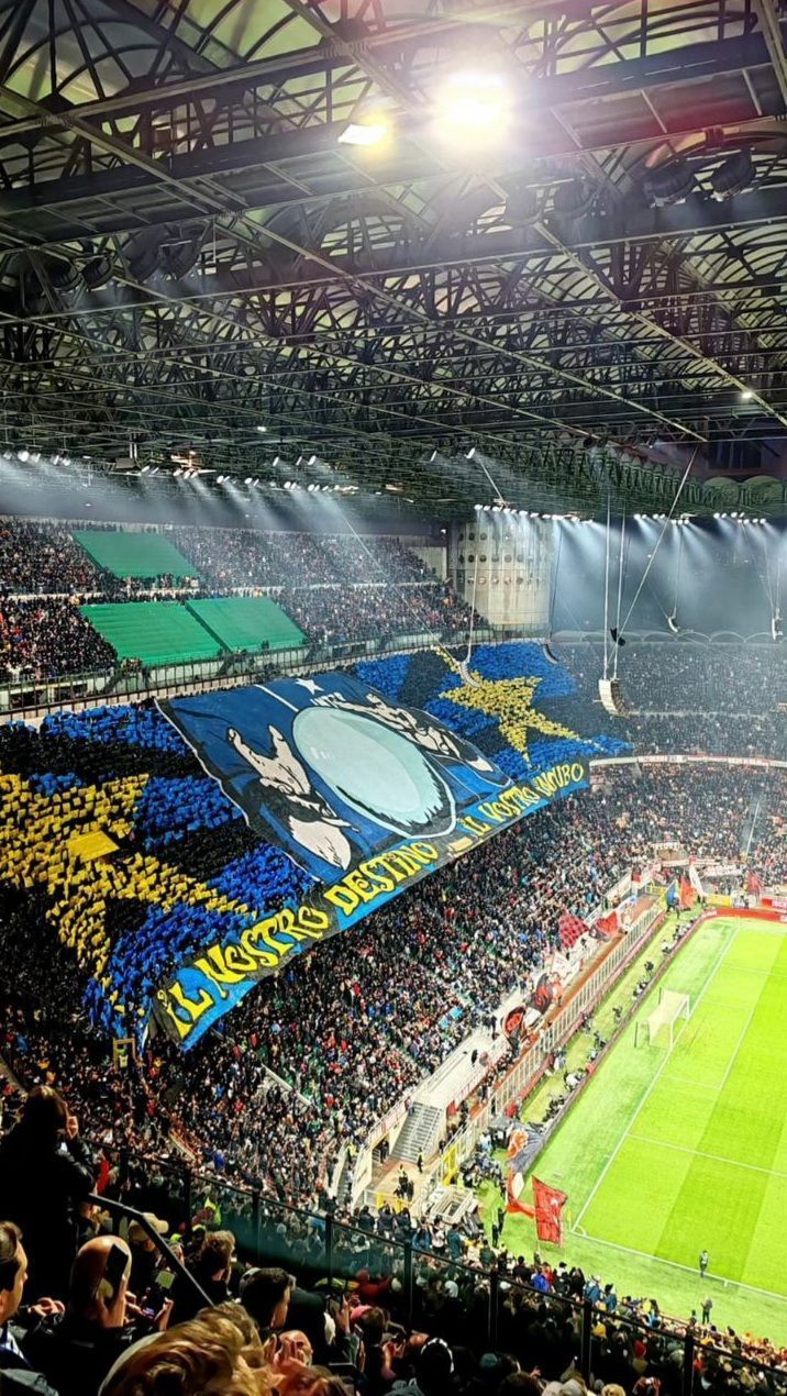 716x1270 Sport. Inter milan, Black aesthetic wallpaper, Aesthetic wallpaper
