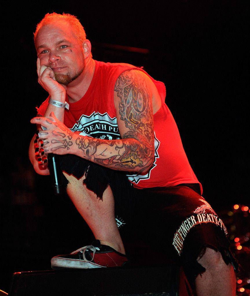 Ivan Moody Wallpapers - Top Free Ivan Moody Backgrounds - WallpaperAccess