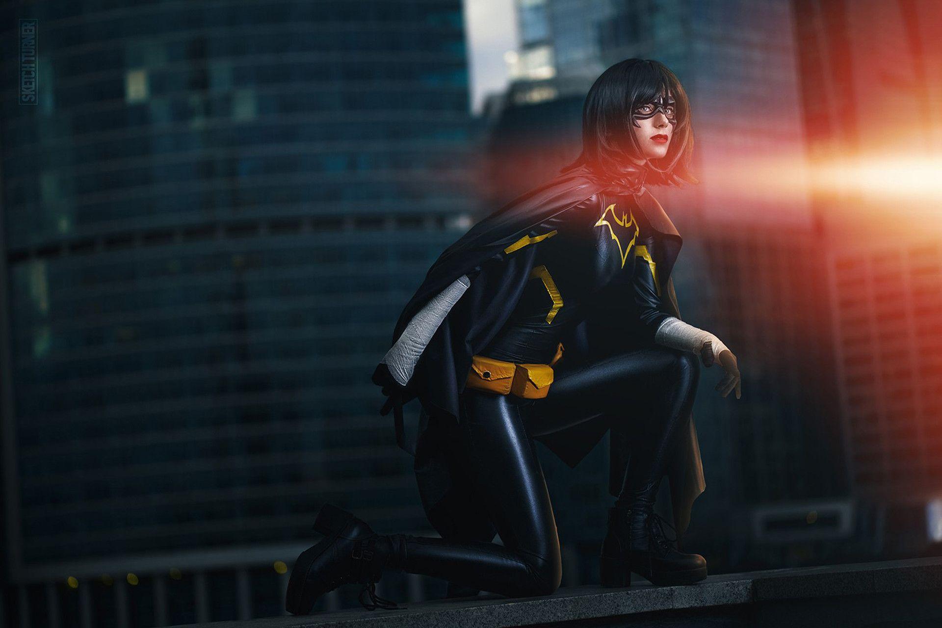 1920x1280 Batgirl Wallpaper